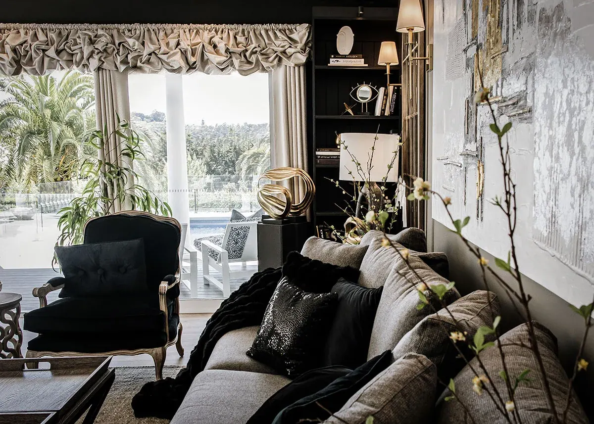 A Retreat by The Water — interior view 7