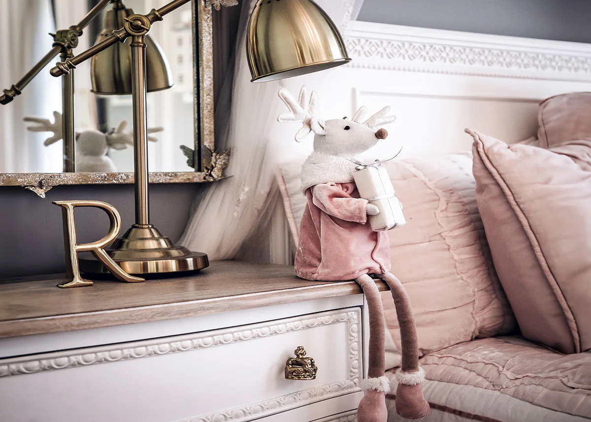 Blush & Becoming — interior view 5