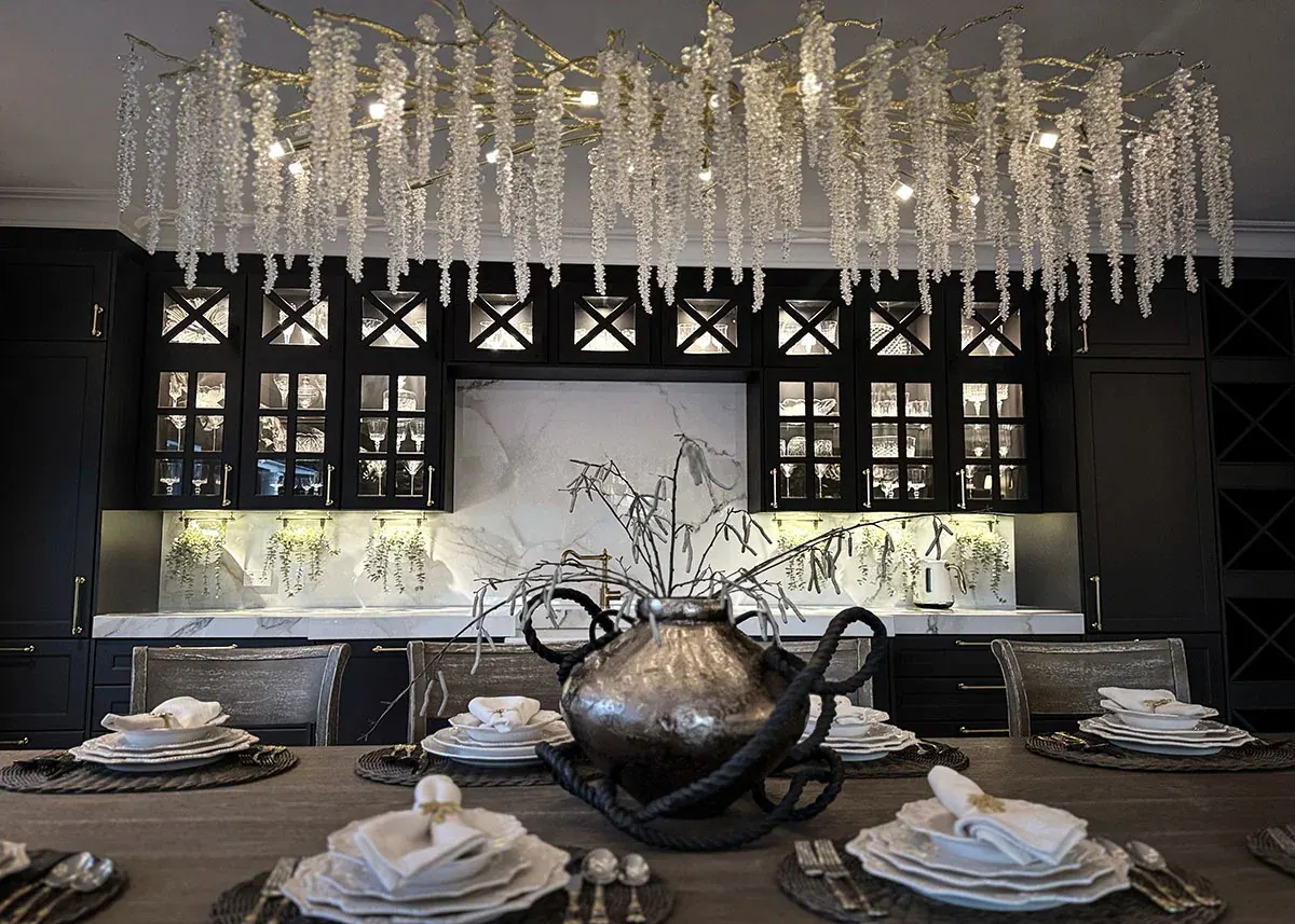 Whispers of Provence — interior view 4